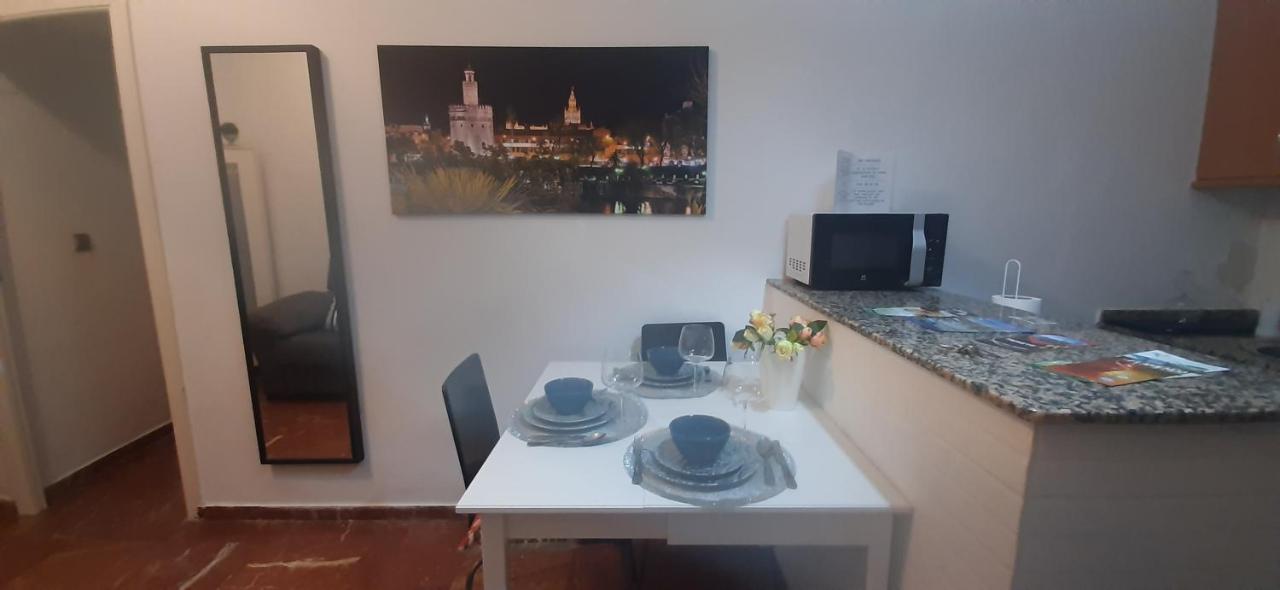 Apartamento Descalzos Sevilla Eksteriør billede