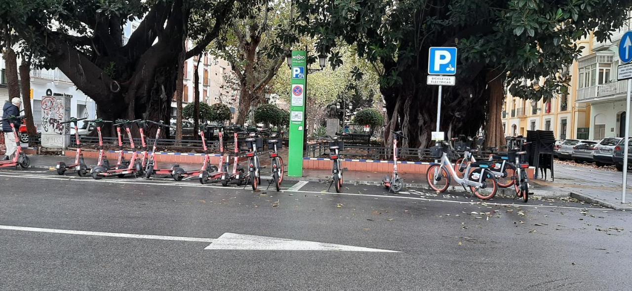 Apartamento Descalzos Sevilla Eksteriør billede