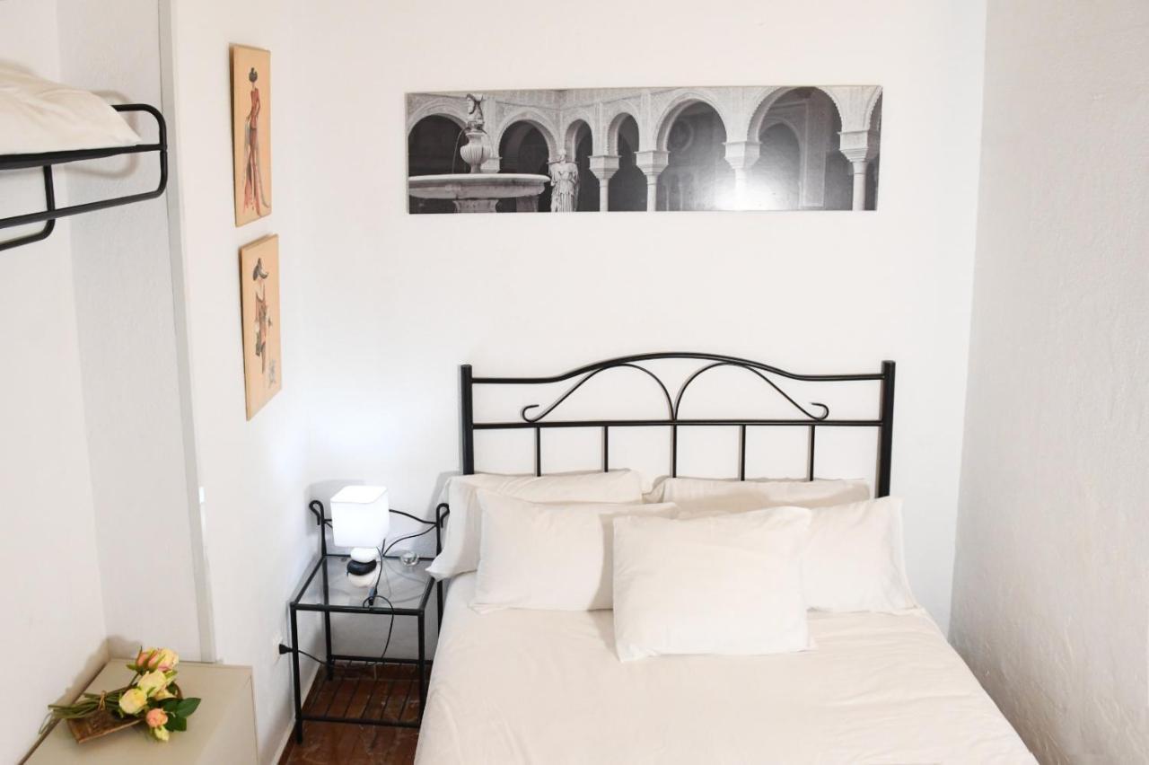 Apartamento Descalzos Sevilla Eksteriør billede