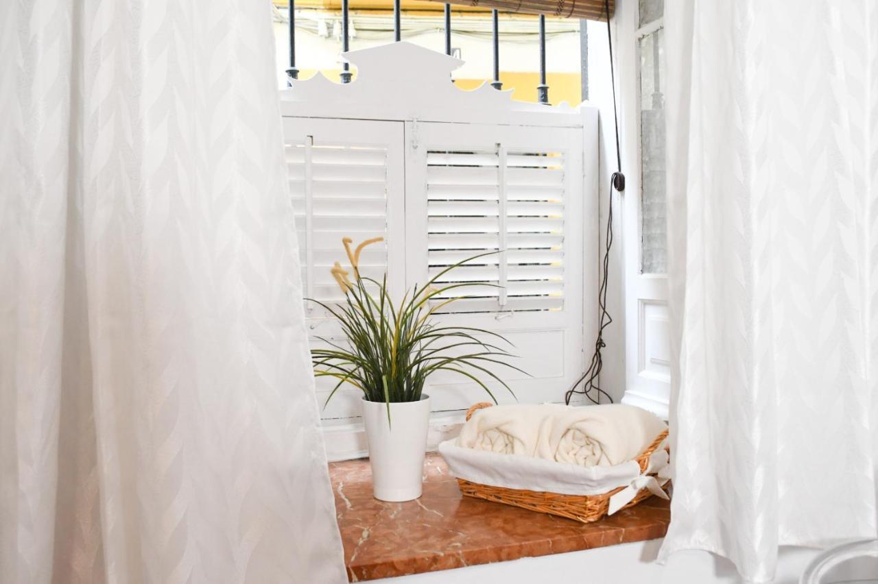 Apartamento Descalzos Sevilla Eksteriør billede