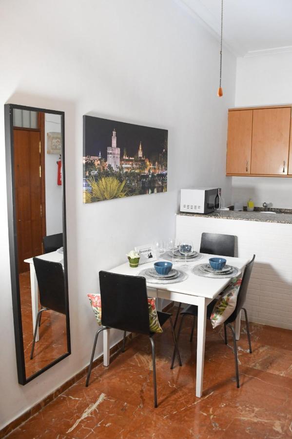 Apartamento Descalzos Sevilla Eksteriør billede